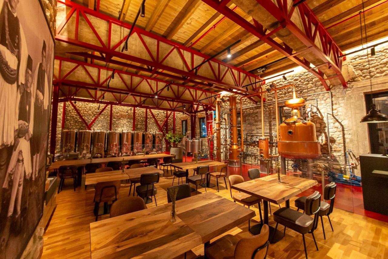Melesin Distillery Leskovik ภายนอก รูปภาพ